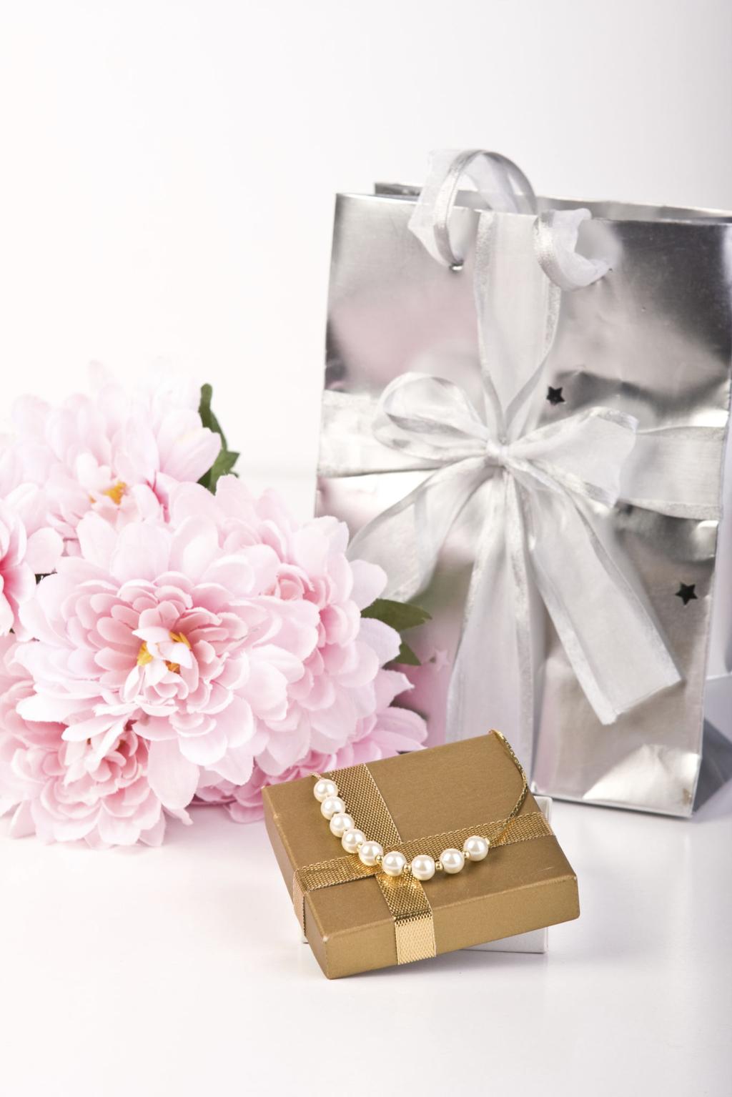 Best Jewellery Gifts for Birthdays & Special Occasions