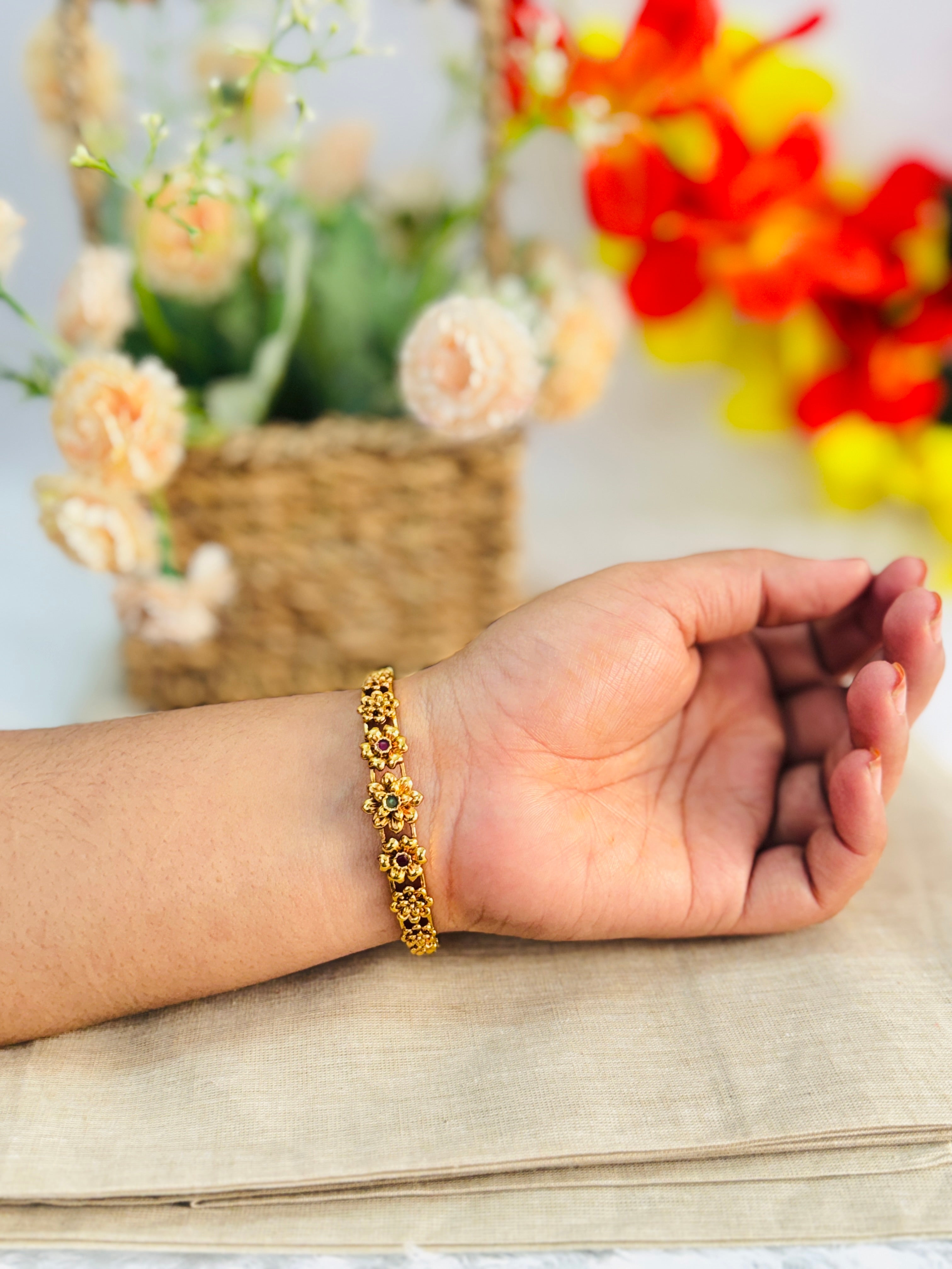 Antique Gold-Plated 3D Floral Bloom Bracelet